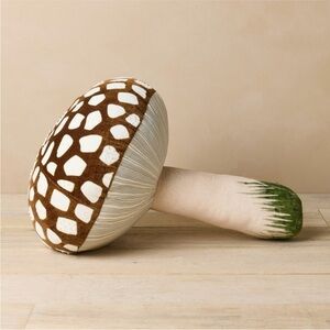 JOHN DERIAN NWT Velvet mushroom pillow w/ spotted cap -brown